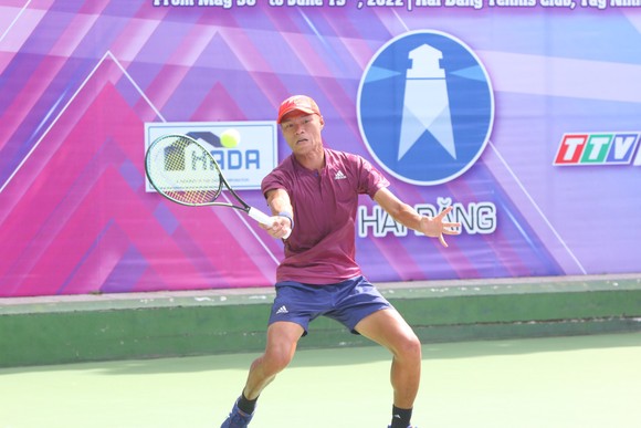 Chỉ còn Lý Hoàng Nam vào tứ kết giải quần vợt ITF World Tennis Tour M15 Kuching  ảnh 1