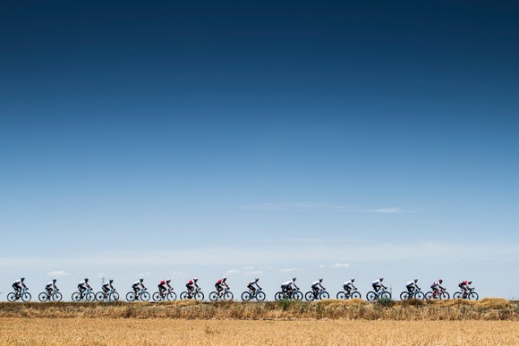 3km cuối đầy kịch tính ở chặng 16 Vuelta a Espana 2022 ảnh 1