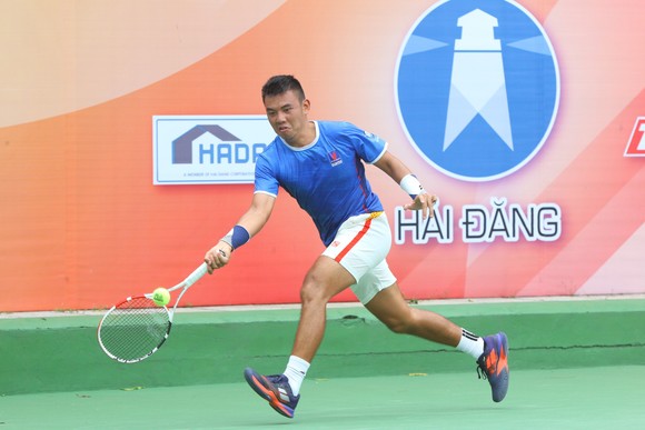 Lý Hoàng Nam thắng dễ Trịnh Linh Giang vào tứ kết giải quần vợt nhà nghề M25 Tây Ninh ảnh 1