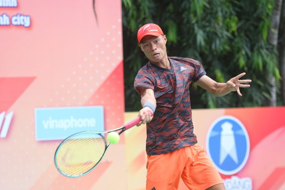 Chỉ còn Lý Hoàng Nam trụ lại tại giải quần vợt nhà nghề ITF Men World Tennis Tour M25 Tây Ninh – Hải Đăng Cup 2022 ảnh 2