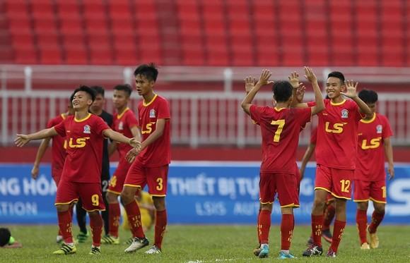 Đội Khánh Hòa ghi tên vào bán kết sau 2 trận thắng liên tiếp