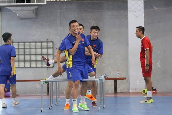 6 cầu thủ futsal Việt Nam đi “du học” tại Tây Ban Nha   ảnh 2