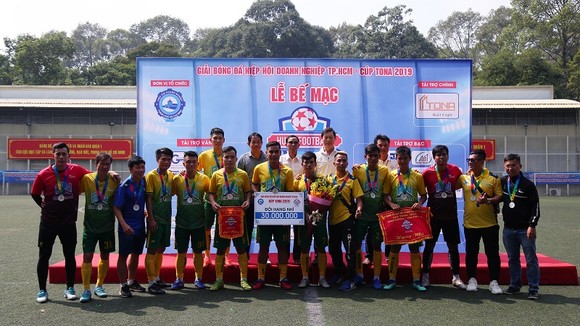 Lê Bảo Minh vô địch giải Huba Football 2019 ảnh 1