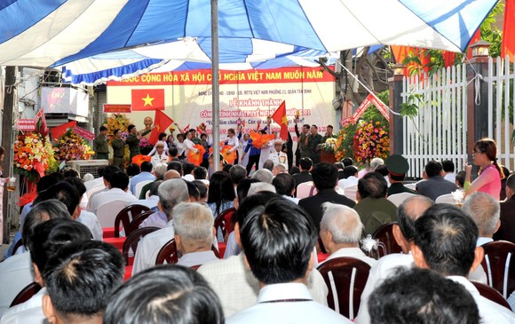 Phó Thủ tướng Trương Hòa Bình dự lễ khánh thành Nhà truyền thống 'Huyền thoại vùng lõm Bảy Hiền' ảnh 6