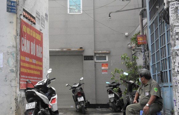 Phong toả nhiều khu dân cư vì chùm ca mắc Covid-19 liên quan đến địa điểm truyền giáo ảnh 3