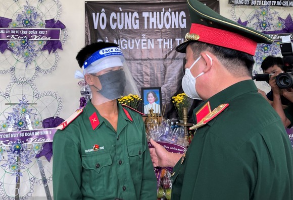 Trung tướng Trần Hoài Trung: Vượt qua đau thương, giữ vững bản lĩnh “Bộ đội Cụ Hồ” ảnh 1