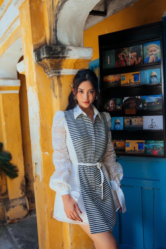 Tiểu Vy hóa “nàng thơ” tươi mới, tràn đầy năng lượng trong dự án “Fashion Destination” của NTK Lê Thanh Hòa ảnh 8