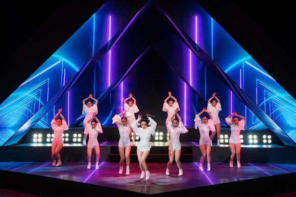 Lễ hội Ánh sáng 2022 đưa khán giả đến với 3 sân khấu ảo hoành tráng ảnh 8