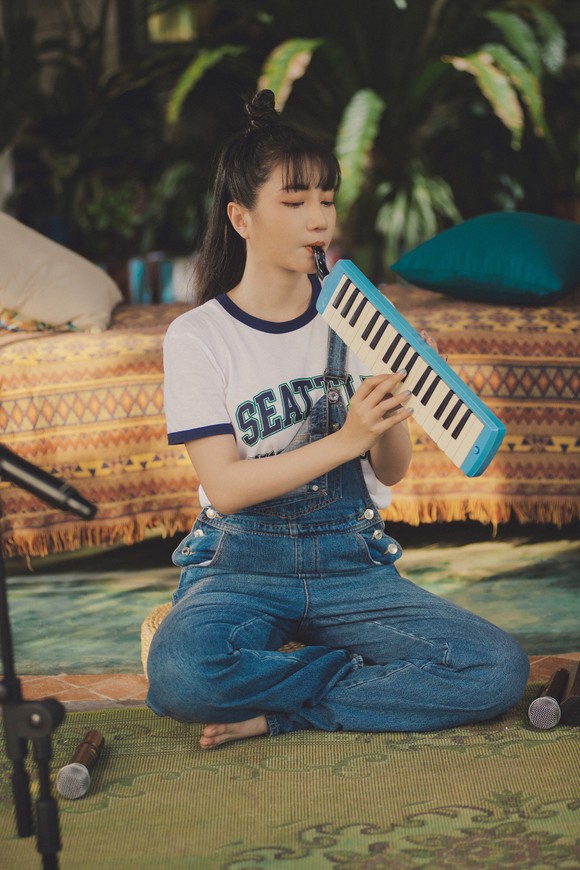 Suni Hạ Linh, Hoàng Dũng, Orange, GREYD làm mới các bản hit với 'Hương mùa hè' ảnh 5