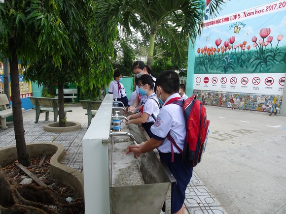 Đánh giá chất lượng nhà vệ sinh, công trình nước sạch tại trường học trên cả nước ảnh 1