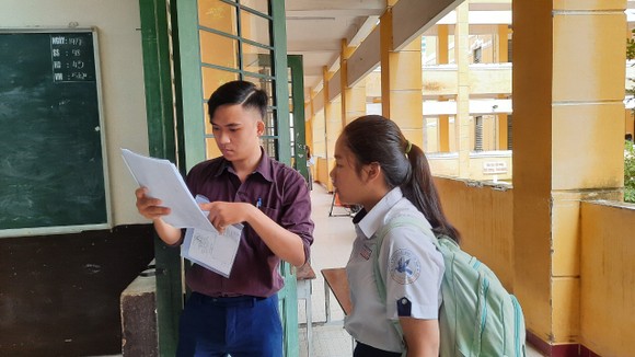 TPHCM công bố các mốc thời gian tuyển sinh vào lớp 6 Trường THPT chuyên Trần Đại Nghĩa và tuyển sinh vào lớp 10  ảnh 1