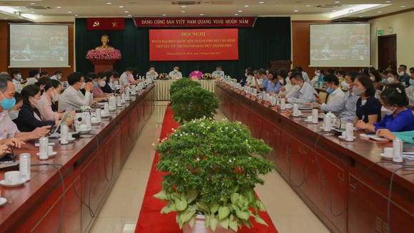 Cử tri TPHCM kiến nghị nhiều chế độ, chính sách cho giáo viên ảnh 5
