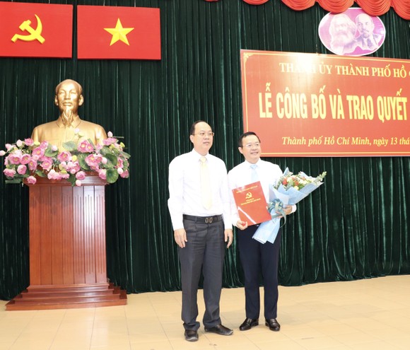 Đồng chí Đinh Khắc Huy làm Phó Bí thư Quận ủy quận Bình Thạnh ảnh 1