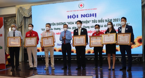 Lan tỏa tinh thần nhân văn, cao đẹp đến cộng đồng ảnh 3