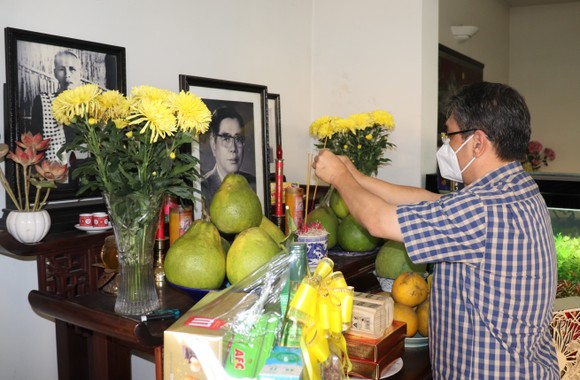 Đồng chí Nguyễn Phước Lộc thăm, chúc tết cơ sở tôn giáo, đơn vị nhân dịp Tết Nguyên đán ảnh 3
