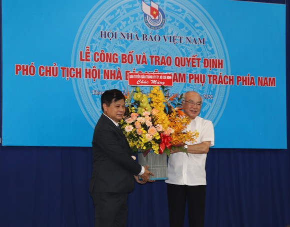 Nhà báo Trần Trọng Dũng làm Phó Chủ tịch Hội Nhà báo Việt Nam phụ trách phía Nam ảnh 5