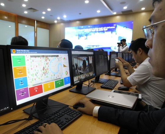 Operation centers for smart health, education link with city’s manpower development: Party Chief ảnh 3