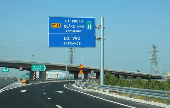 Breakthrough in infrastructure work nationwide in last years ảnh 1