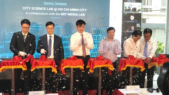 Urban Science Research Laboratory operated in HCMC ảnh 1