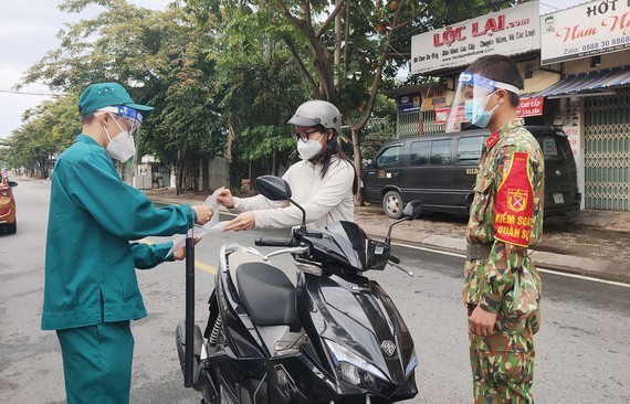 HCMC loosens restriction on activities, services from September 16 ảnh 1