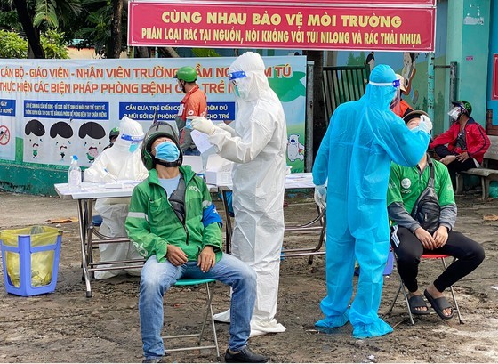 Covid patients to receive criminal punishment for intentional disease spreading ảnh 2