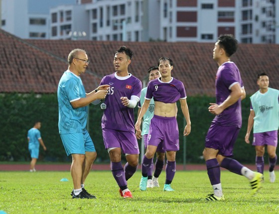  Vietnam team will work hard to get best result at AFF Suzuki Cup 2020: Coach Park ảnh 1