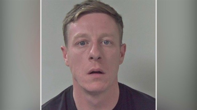 Man jailed after three Vietnamese nationals were found in a luggage box ảnh 1