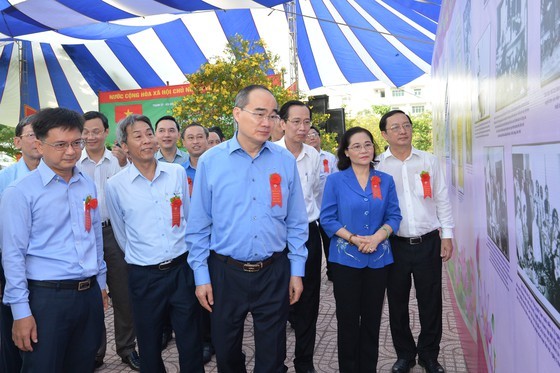 City launches tree planting movement ảnh 3