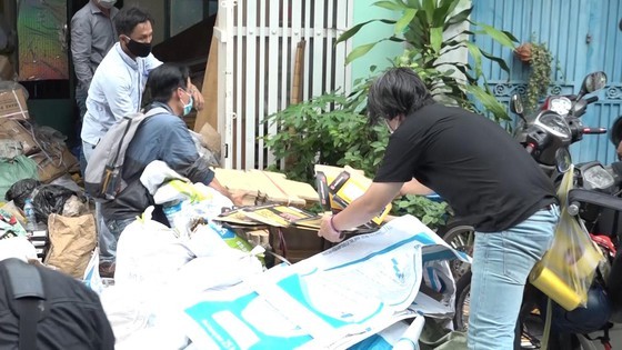 City abolishes huge quantity of counterfeit motorcycle parts ảnh 6