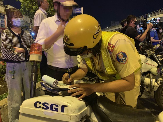 Traffic police penalize more than 7,000 cases of alcohol, drug abuse violations ảnh 2