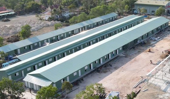 Many localities open field hospitals for Covid-19 treatment ảnh 1