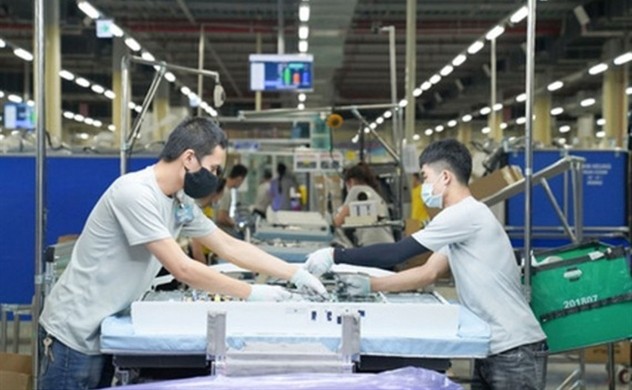 5,600 enterprises resume operation in HCMC ảnh 1