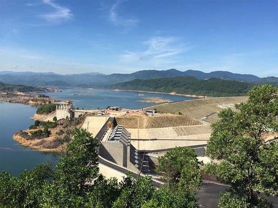 Central localities strengthen flood prevention operations ảnh 2