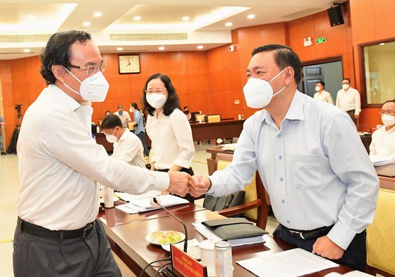 Key contents hinted at 9th extended conference of HCMC Party Executive Committee ảnh 4
