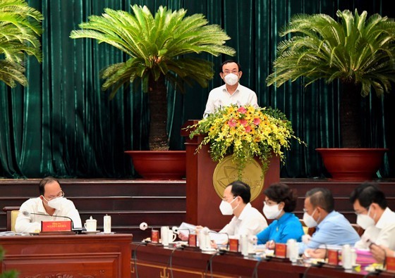 Key contents hinted at 9th extended conference of HCMC Party Executive Committee ảnh 3