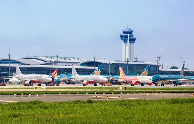 Transport Ministry proposes easing conditions for air, railway passengers ảnh 1