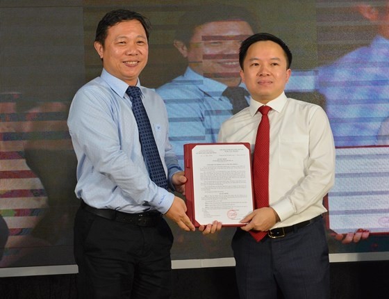 First Press Center in Vietnam comes into operation ảnh 5