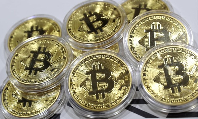 Tỷ phú hụt từng ném qua cửa sổ 55.000 Bitcoin: Một trong những người đầu tiên đào Bitcoin, đem cho tặng miễn phí, giờ thậm chí còn chẳng phải là triệu phú - Ảnh 2. Tỷ phú hụt từng ném qua cửa sổ 55.000 Bitcoin: Một trong những người đầu tiên đào Bitcoin, đem cho tặng miễn phí, giờ thậm chí còn chẳng phải là triệu phú - Ảnh 2.