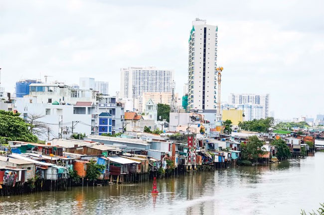 Nan giải lấn sông, lấp kênh rạch (B2): Thách thức môi trường sống ảnh 1