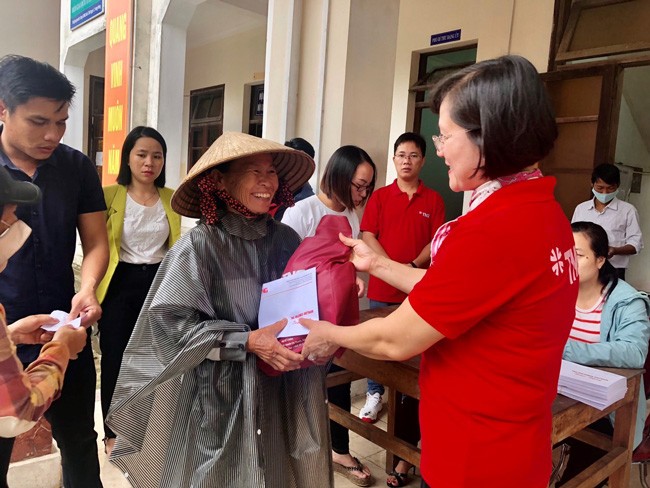 TNG Holdings Vietnam hỗ trợ 600 hộ dân miền Trung tái ổn định cuộc sống ảnh 1