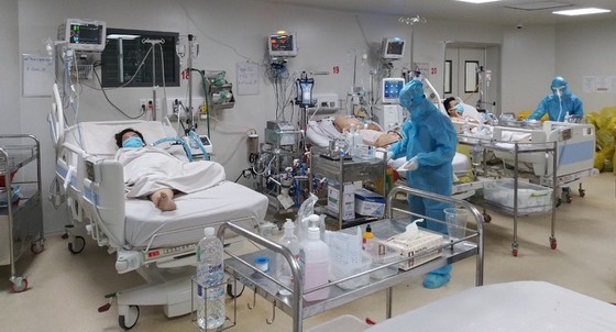 HCMC doing its best to support all residents during Covid-19 fight ảnh 2