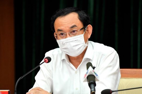 Even more proposed solutions for people, businesses: HCMC leaders ảnh 1