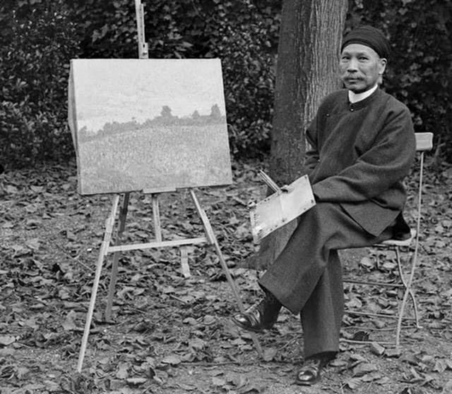 Portrait of an artist as a Vietnamese emperor ảnh 1