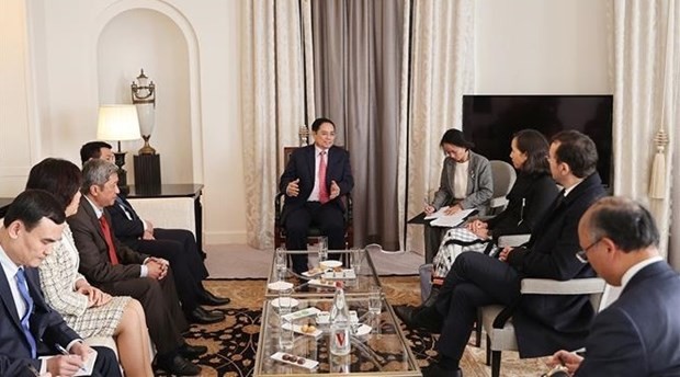PM meets COVAX Facility Managing Director ảnh 1