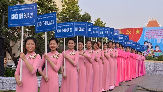 TPHCM phát Äá»ng phong trà o thi Äua và o từng viá»c là m cụ thá», thiết thá»±c ảnh 3