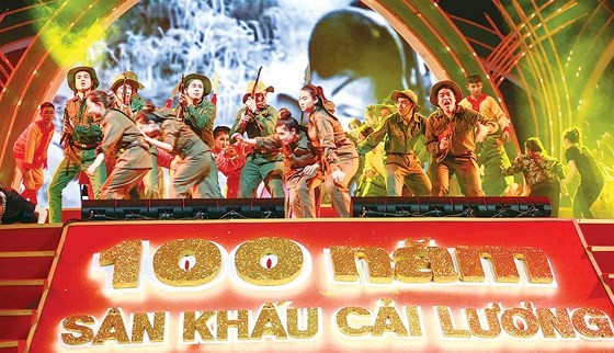 TrÄm nÄm sân khấu cải lương ảnh 5