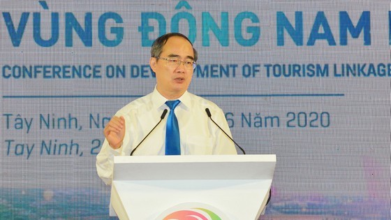 Southeast localities discuss measures to boost linkage in tourism development ảnh 6