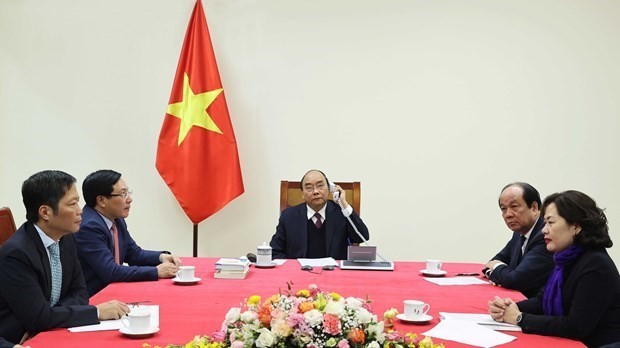 Prime Minister holds phone talks with US President ảnh 1