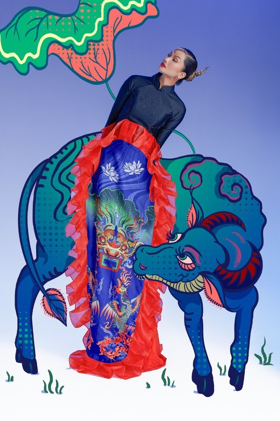 Miss Universe Vietnam 2017, H'Hen Nie honors Dong Ho folk painting ảnh 5