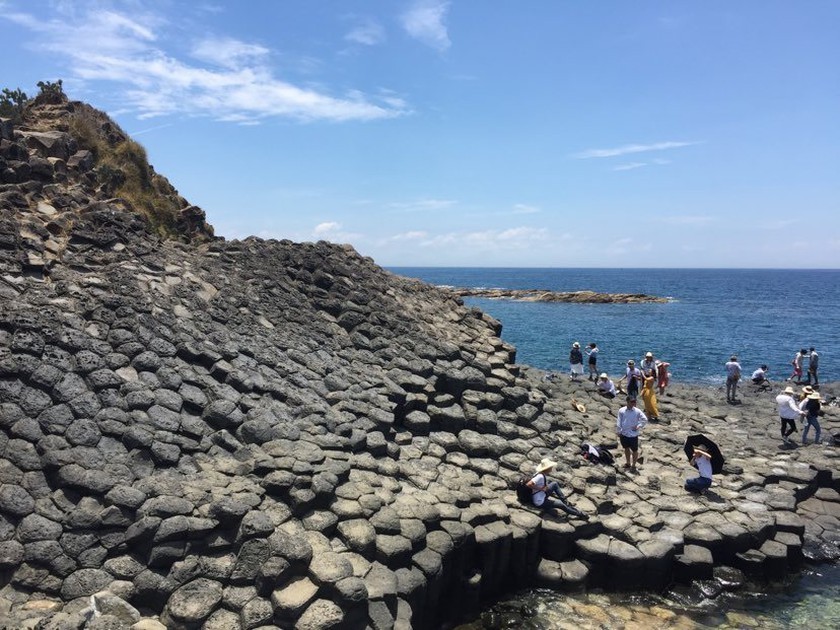 Phu Yen’s must-visit place, Ganh Da Dia recognized special national relic site ảnh 1